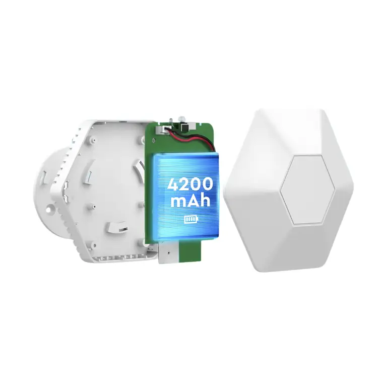 Gateway Bluetooth LoRaWAN LW003-B aberto com bateria de 4200 mAh para operação em projetos IoT com beacons BLE.